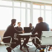 Associés de SCI en meeting